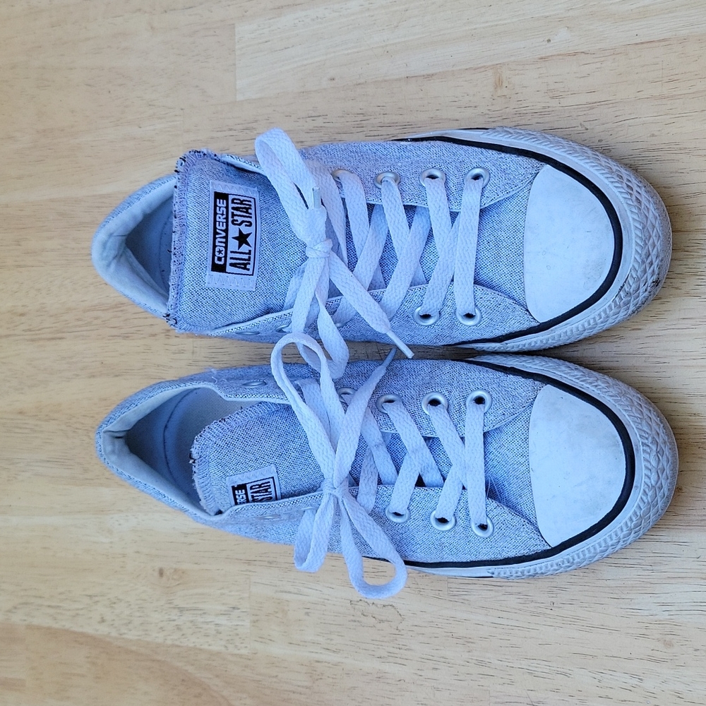 Converse Women's Shoes size 8